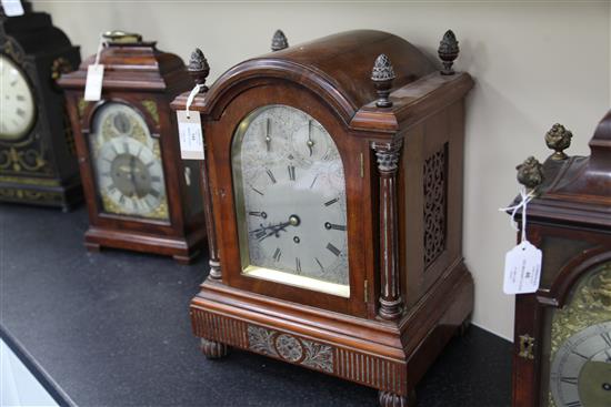 An Edwardian mahogany chiming mantel clock, 19in.